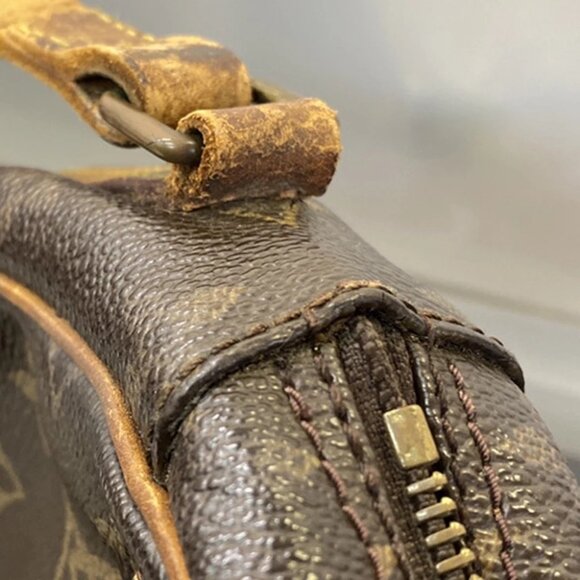 LOUIS VUITTON Senlis Shoulder Bag Monogram Leather Brown France M51222 67YH028 - Picture 9 of 16